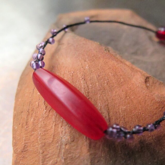 アンティーク　ボヘミアン　赤　＋　アメジスト　ブレスレット　百世 momotose（西）