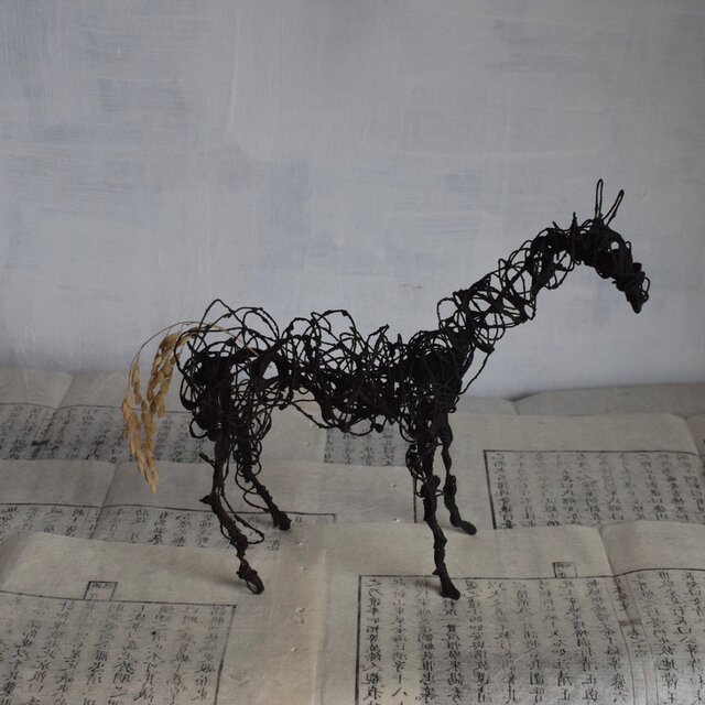 ワイヤーワークの馬　2026干支　3