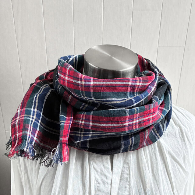 秋冬 東炊き リネンのストール　タータンチェック　黒赤