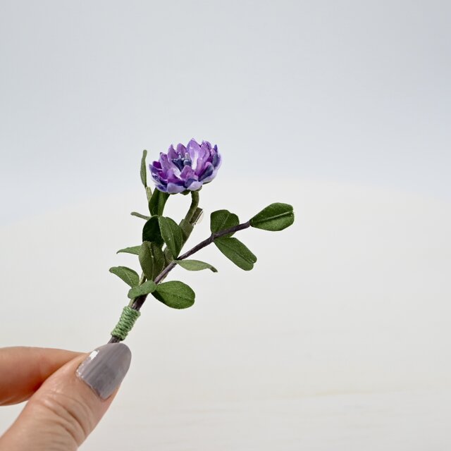 布花 心和らぐ、アンティークピンクのれんげそうのコサージュ | iichi