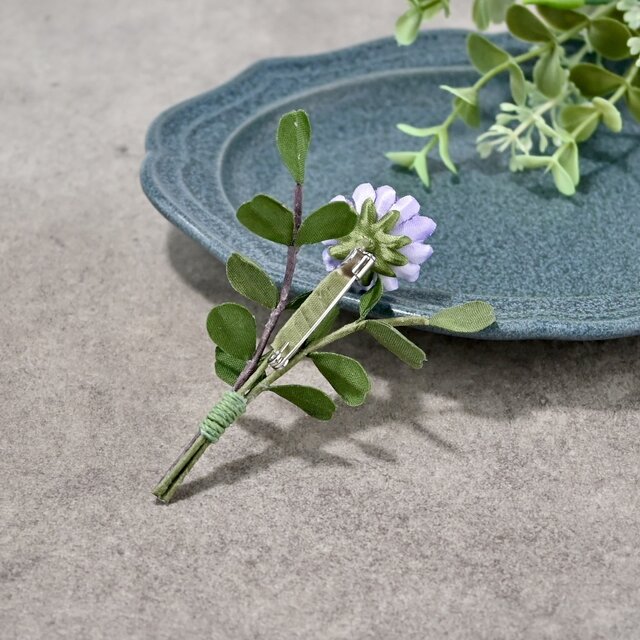 布花 心和らぐ、アンティークピンクのれんげそうのコサージュ | iichi