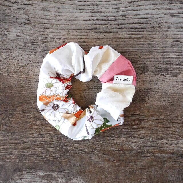 きものシュシュ　菊文