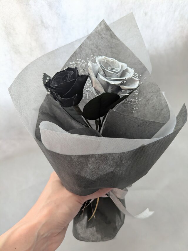 Show.jバラの花束 絵画 銀色フレーム Show.jバラの花束 絵画 銀色