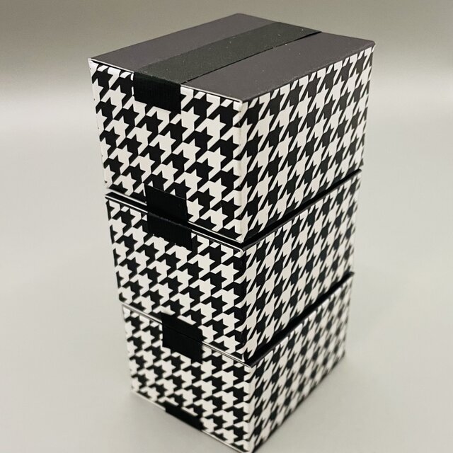 Peter Markey ペーパークラフト 2種セット 英国製 当時物 希少 千鳥格子柄黒箱ペーパークラフトキット | iichi 日々の暮らしを