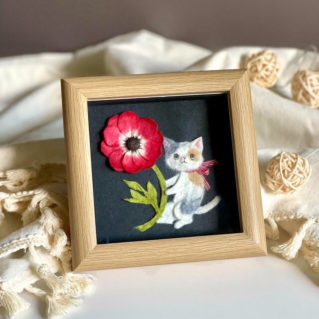 ［原画］和紙ちぎり絵『春の花とネコ』赤いアネモネと三毛猫の小さなインテリアアート