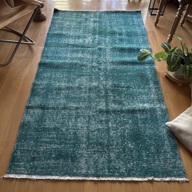 102.5×190 深みあるグリーン　ワンカラーラグ　トルコヴィンテージラグ 102.5×190 深みあるグリーン ワンカラーラグ トルコヴィンテージ