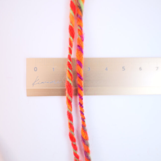 ✟✟✟Halloween✟✟✟ 140g/114m｜手紡ぎ糸｜毛糸