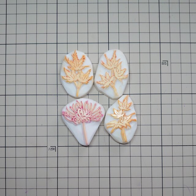 消しゴムはんこ「もみじ・紅葉・ヒガンバナ」4個 | iichi 日々の暮らし