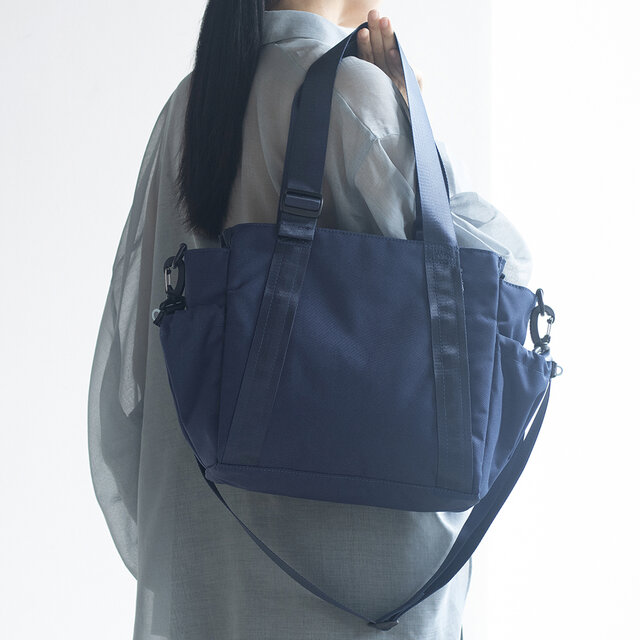 秋新作［Mサイズ］10ポケット3WAYバッグ 撥水加工ナイロン【ネイビー】軽量大容量 トート/ショルダー SDGs