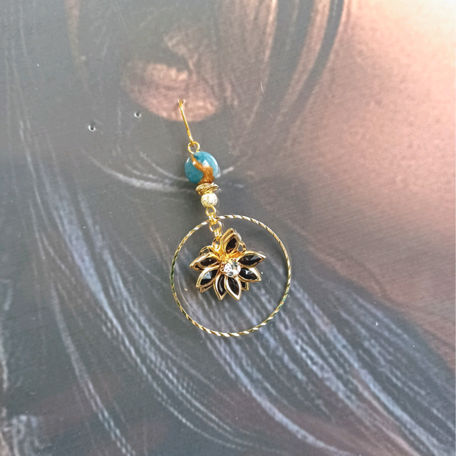 砂漠の黒花✾エスニックピアス 青い天然石 ジャスパー系 No.1459 