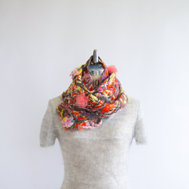 光浴びて山粧うマフラー【送料無料】