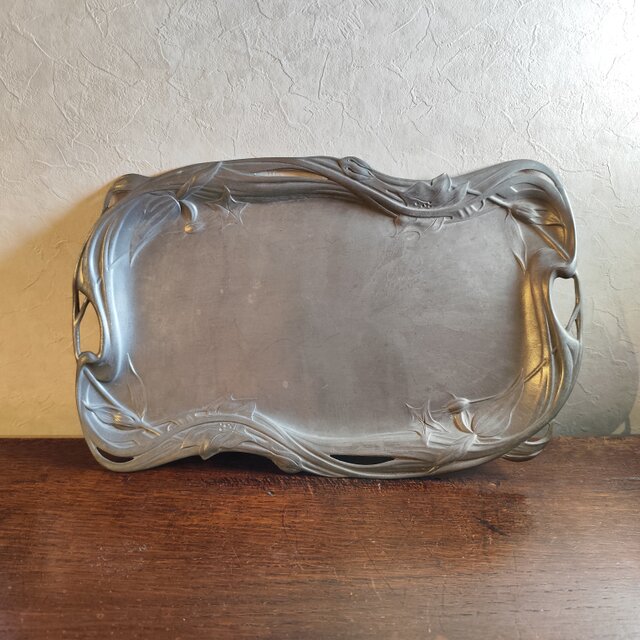 アンティーク　ドイツ OSIRIS 「ISIS」シリーズ アールヌーヴォーピュータープレート 【YG238】