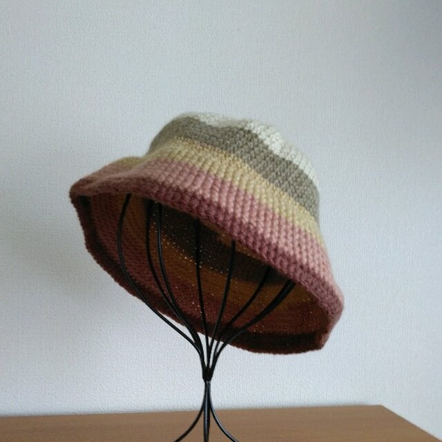 手編みの帽子