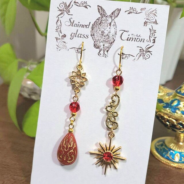 ベテルギウス★エスニックデザインピアス レッド ハンドメイド No.1075