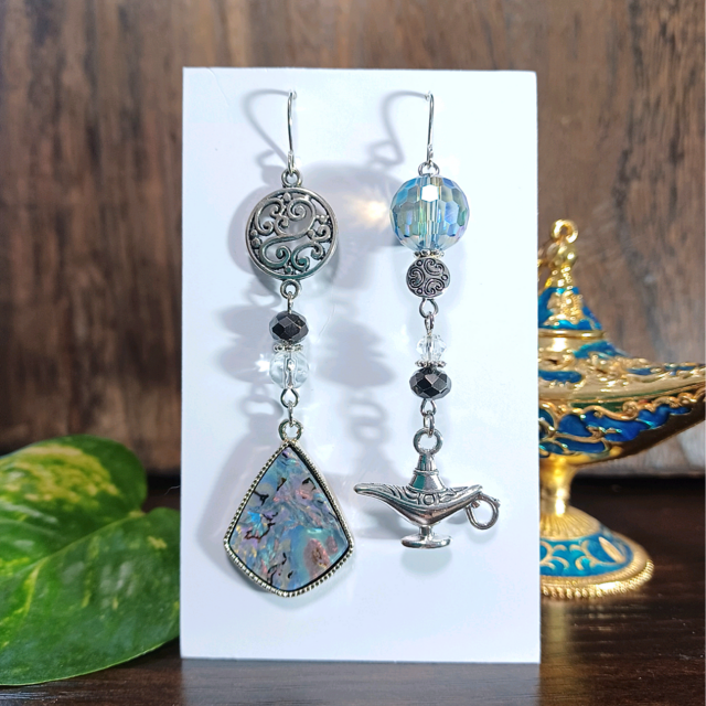 魔法のランプとガラスのピアス☪︎ロング ライトパープル アラビアンNo.1573