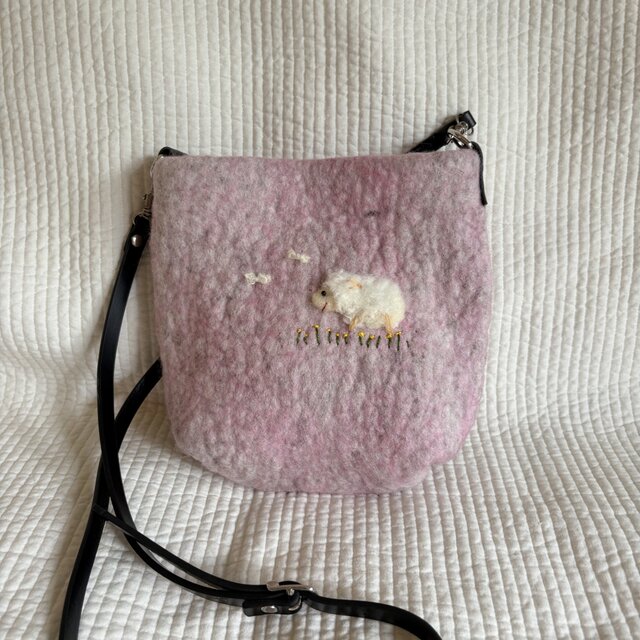 おさんぽラムキンショルダーバック　やさしいピンク