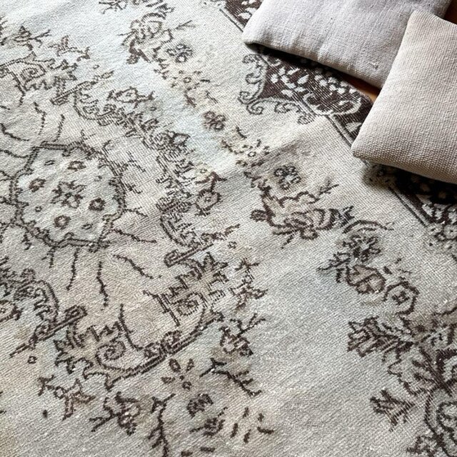 113×169.5淡いグリーン　オーバーダイ　メダリオン　トルコヴィンテージラグ 113×169.5淡いグリーン オーバーダイ メダリオン トルコ