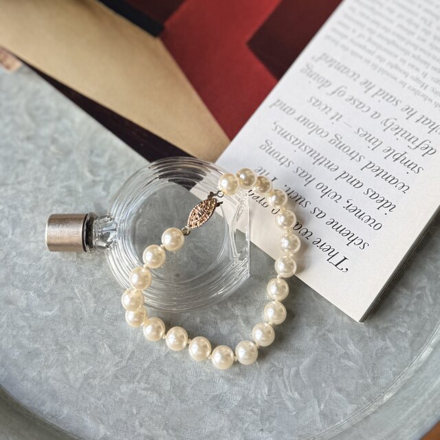 B175-ヴィンテージブレスレット U.S.A. 1960〜70's Faux Pearl Bracelet