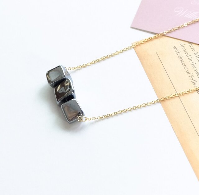 G149【テラヘルツ】のさざれバーネックレス ごっついダークカラー