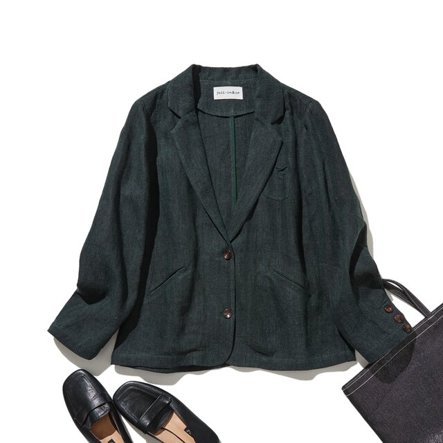 一枚あると、心強いリネン100％のテーラードジャケット　アウター　濃緑色　251005-2