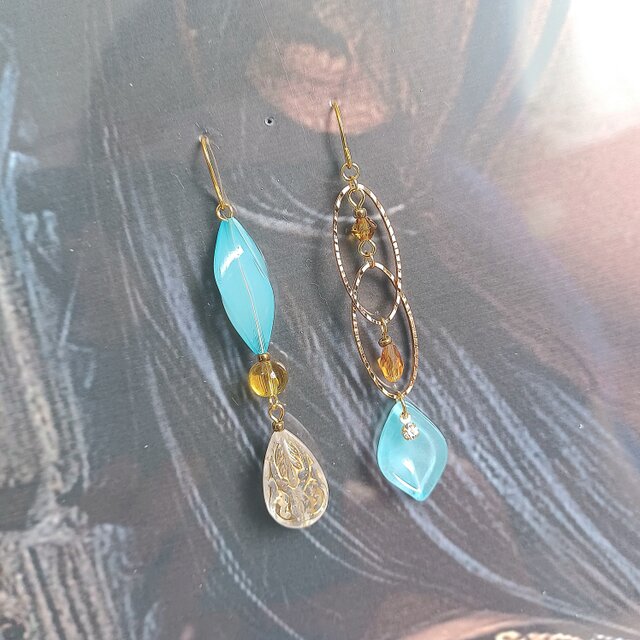 アラビアン宮殿の泉❀アクアブルーピアス ハンドメイド No.1325