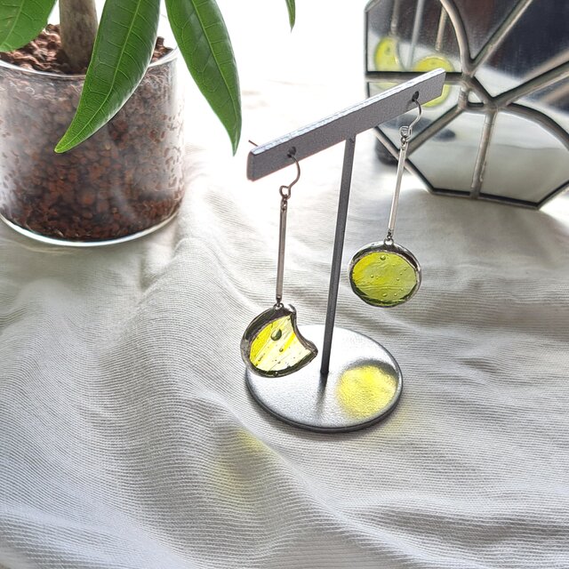 月の満ち欠け pierce/earring -Butter moon-