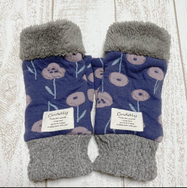 ＊タグ付き＊ハンドウォーマー（花柄）