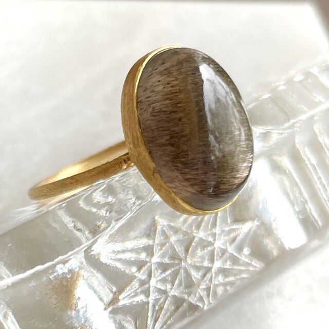 SVR-126 【CERCA50%OFF】ゴールデンシーンムーンストーンリング 12.5号 SV925