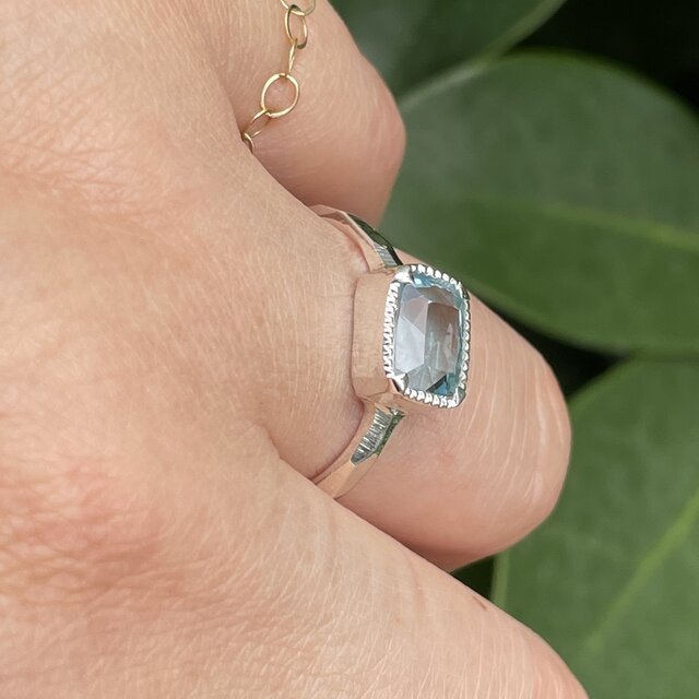 アクアマリン レクタングルmixカット 1.34ct ミル爪 シルバーSV925