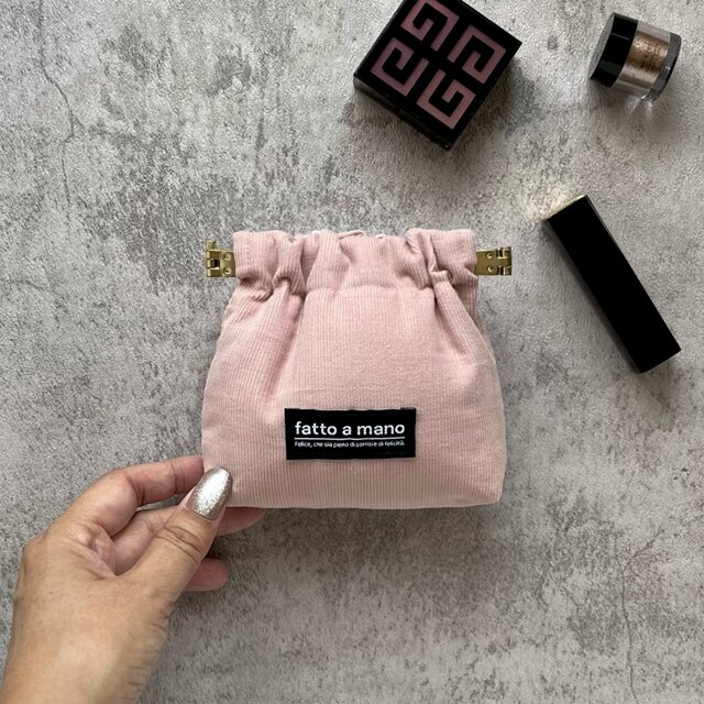 【ふわふわバネ口ポーチ】リップ・イヤホン・アクセサリー収納／小物入れにも／プレゼントにもおすすめ