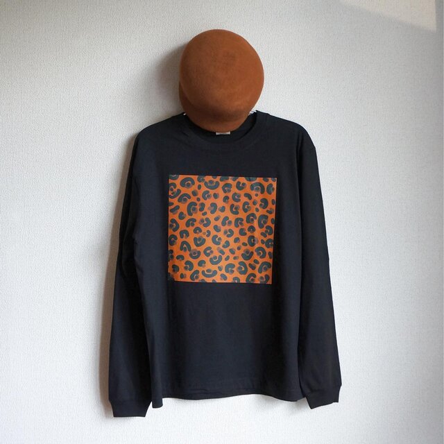 オーガニックコットン【半袖/長袖】「 fuwa fuwa leopard（ オレンジブラウン × スミクロ ）」Ｔシャツ