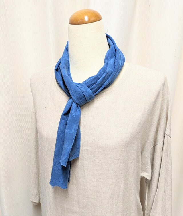 藍染めコットンミニストール（ジャカードの花柄）