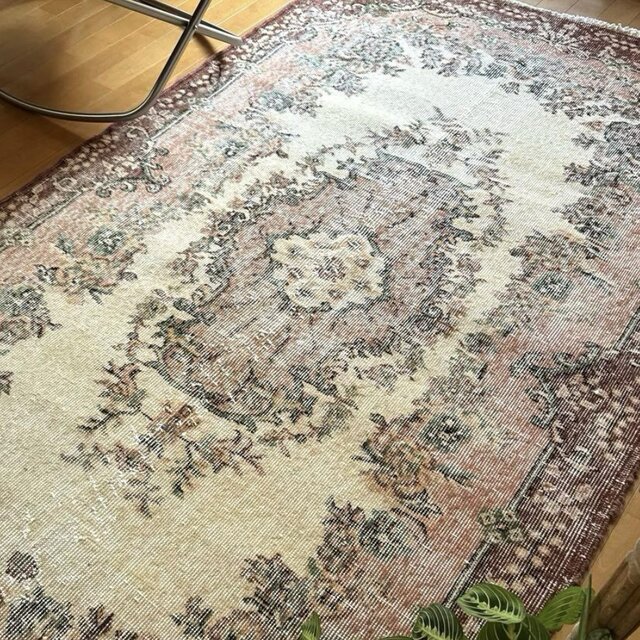 124×204ピンクベージュ×ブラウン 王道メダリオン トルコヴィンテージ