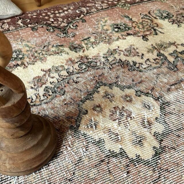 124×204ピンクベージュ×ブラウン 王道メダリオン トルコヴィンテージ