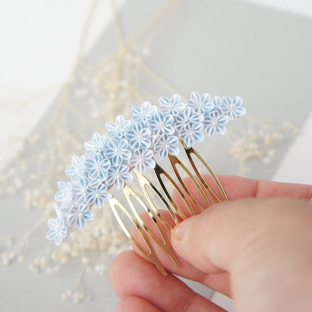 ヘアコーム 「 空 」 つまみ細工 水色 春 パステルブルー 和装 髪飾り