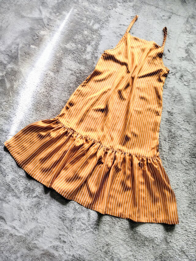 オータムセール！オレンジサテンストライプキャミワンピ
