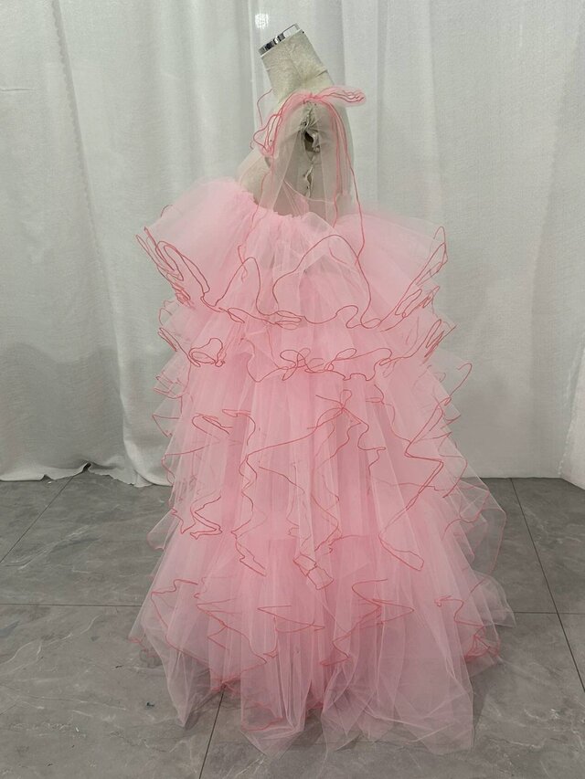 フラメンコドレス ピンク フリル付き a679560c59b58c4ae69e69555261b2