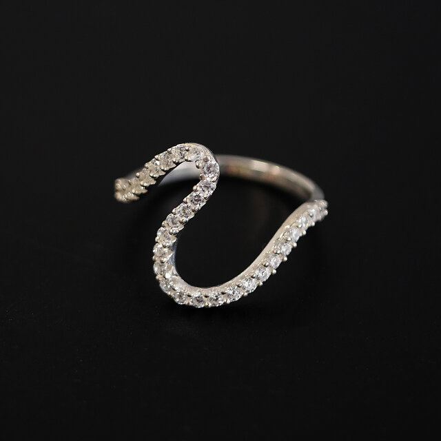 Sラインリング シルバー925（スターリングシルバー）キュービックジルコニア svr02