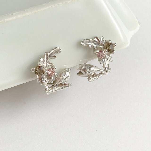 こかげのコマドリイヤリング