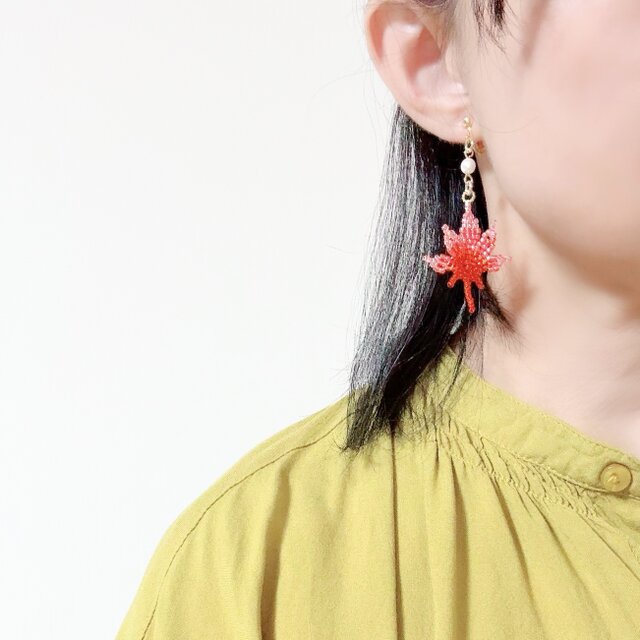 秋を感じる 紅葉の葉のピアス＆イヤリング | iichi 日々の暮らしを
