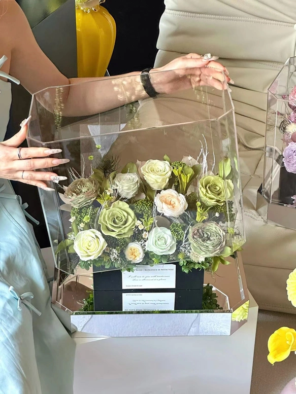 HANDMADE プリザーブドフラワーアレンジメント 花瓶 薔薇 結婚祝い プリザーブドフラワー 結婚祝い ローズアレンジ 王宮 高級ギフト