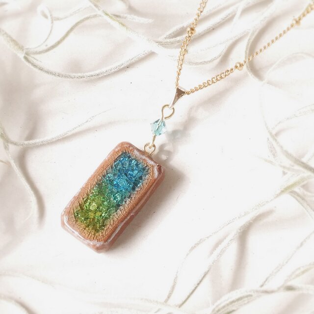 陶器ネックレス みずたまり no.12 小窓