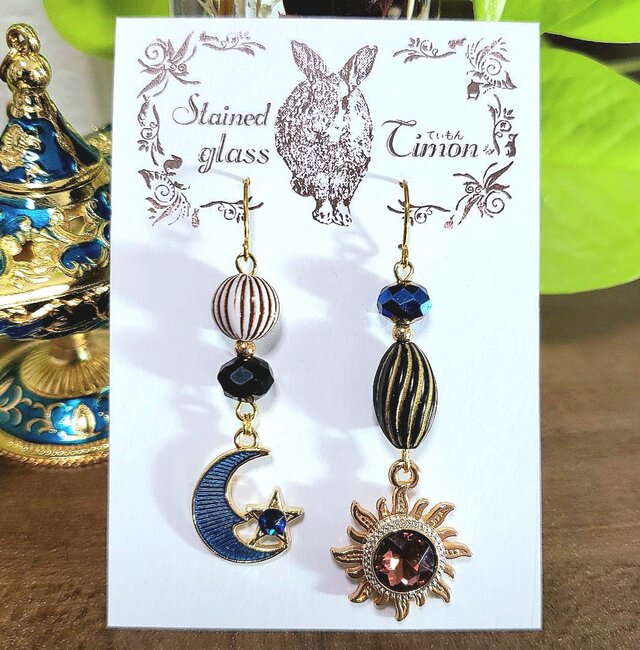 月と太陽 moon sun☀︎darkピアス ワインレッド ブルー No.954 | iichi 