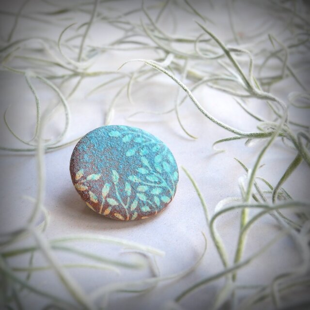 陶器ブローチ  葉影no.2  満月