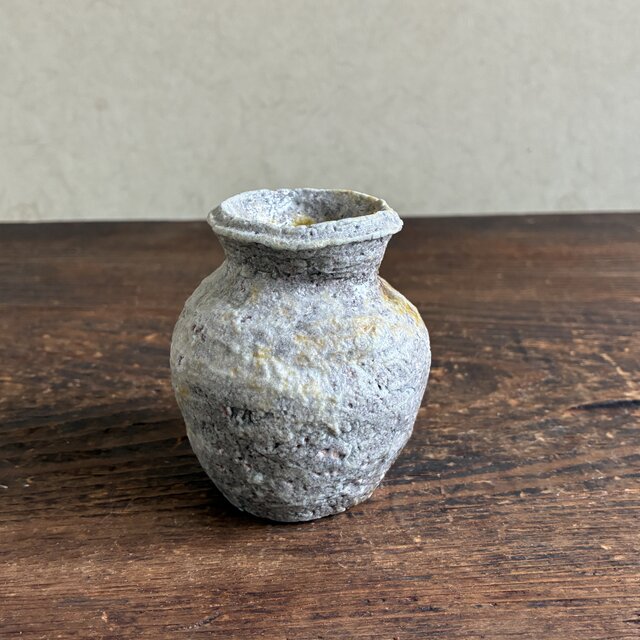 一輪挿し ミニ花入 ミニミニ花瓶 ミニミニ花入 花入れ 小壺 荒土