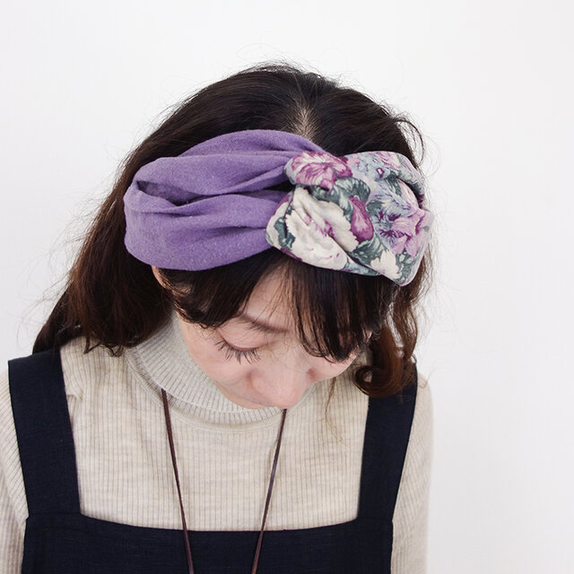 アンティークフラワーとモーブリネンのクロスターバン（リンクコーデになります）