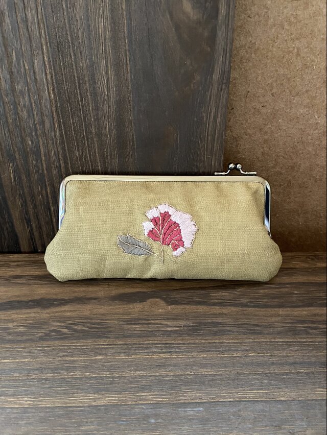 ポーチ | 唐花（BOTANICAL 草花の刺繍） | iichi 日々の暮らしを