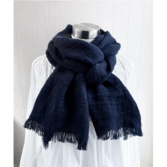 秋冬 ふっくらリネンのストール ネイビー ダブルガーゼ | iichi 日々の