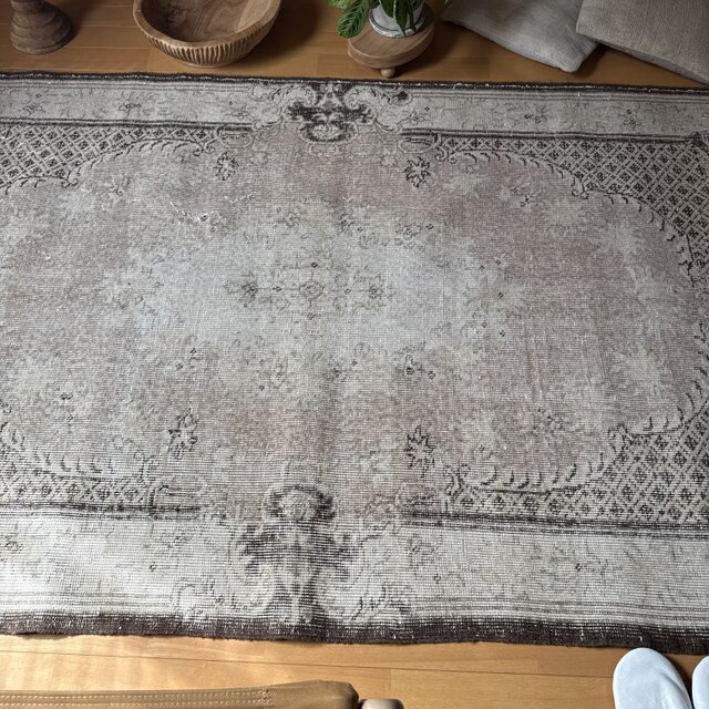 98×127 擦れ　メダリオン　葡萄ワイン色　トルコヴィンテージラグ 98×127 擦れ メダリオン 葡萄ワイン色 トルコヴィンテージラグ