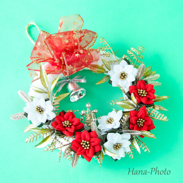 1点限り＞赤と白のポインセチアのクリスマスリース B リース台